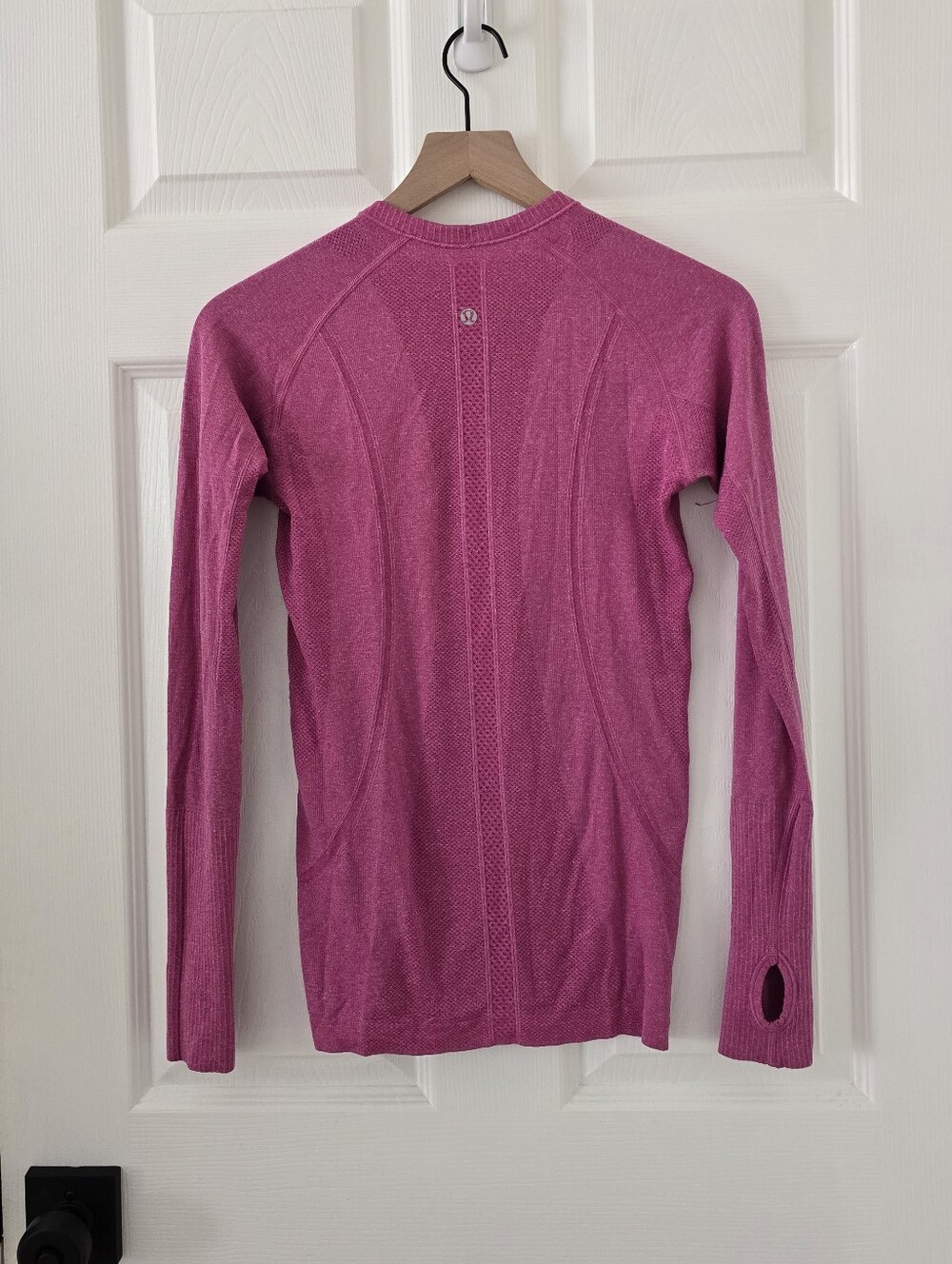Lululemon Swiftly Tech Long Sleeve Shirt In Raspberry Size 6 - Picture 4 of 5